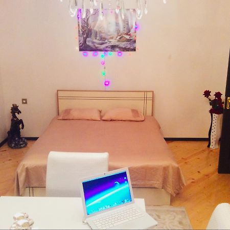 לינה וארוחת בוקר Şǝki House On Ashiq Cuma Street 8 מראה חיצוני תמונה