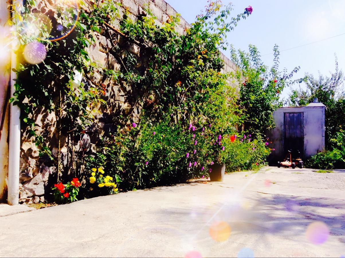לינה וארוחת בוקר Şǝki House On Ashiq Cuma Street 8 מראה חיצוני תמונה