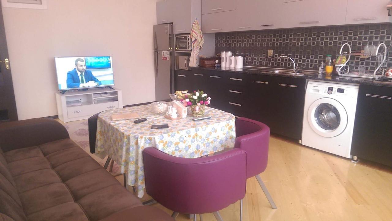 לינה וארוחת בוקר Şǝki House On Ashiq Cuma Street 8 מראה חיצוני תמונה