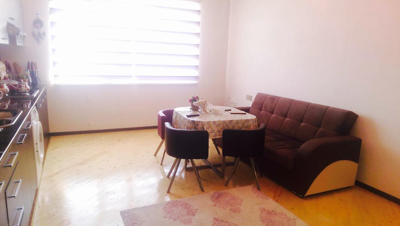 לינה וארוחת בוקר Şǝki House On Ashiq Cuma Street 8 מראה חיצוני תמונה
